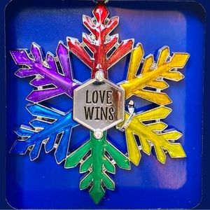 🌸 Love Wins beautiful snowflake ornament with European crystals *Last Chance*